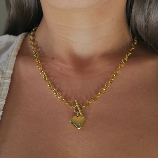 Timeless Heart – 18K Gold-Plated Stainless Steel Necklace